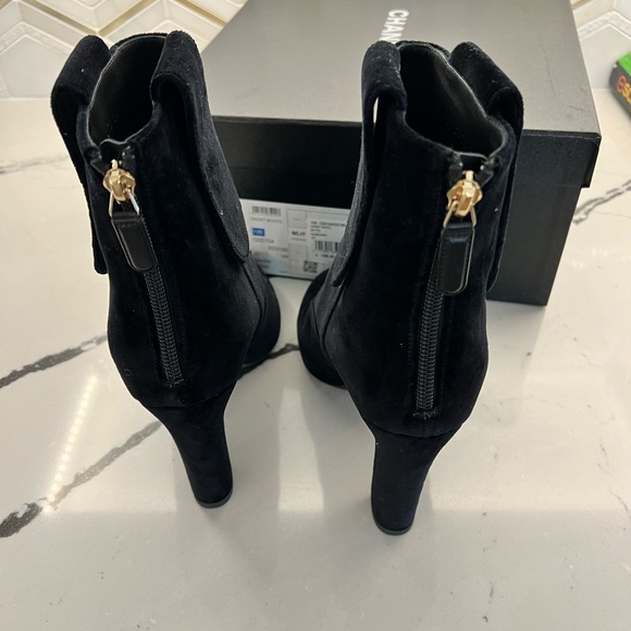 Chanel black heeled booties only worn 2x size 36 size 7 - Picture 5 of 5